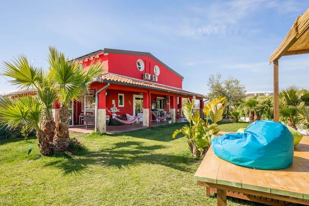 6 Day 30 Hour SUP Yoga Teacher Training in Sicily, Italy 7