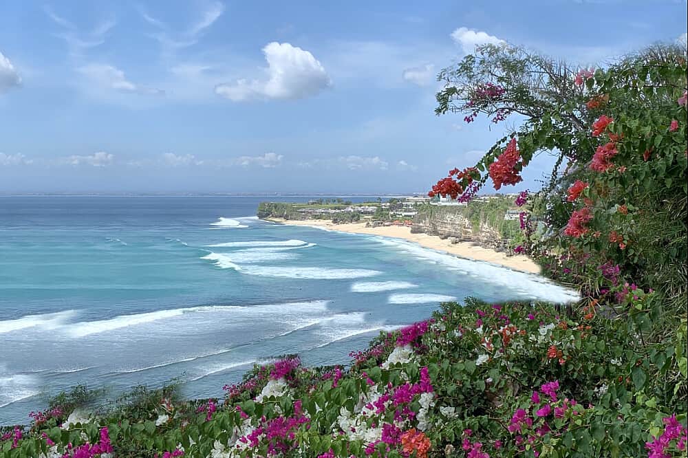 49 Day 500 HR Yoga TTC at Oceanview Resort, Bingin Beach, Bali 5