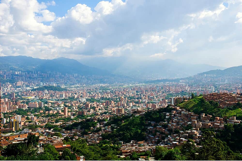 29 Day 200h YTT in the City of Eternal Spring, Colombia 5