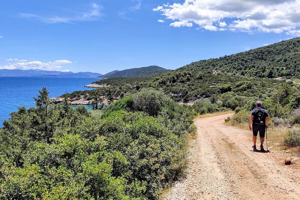 7 Day Luxury Hiking and Yoga Retreat by the Sea in Greece 2