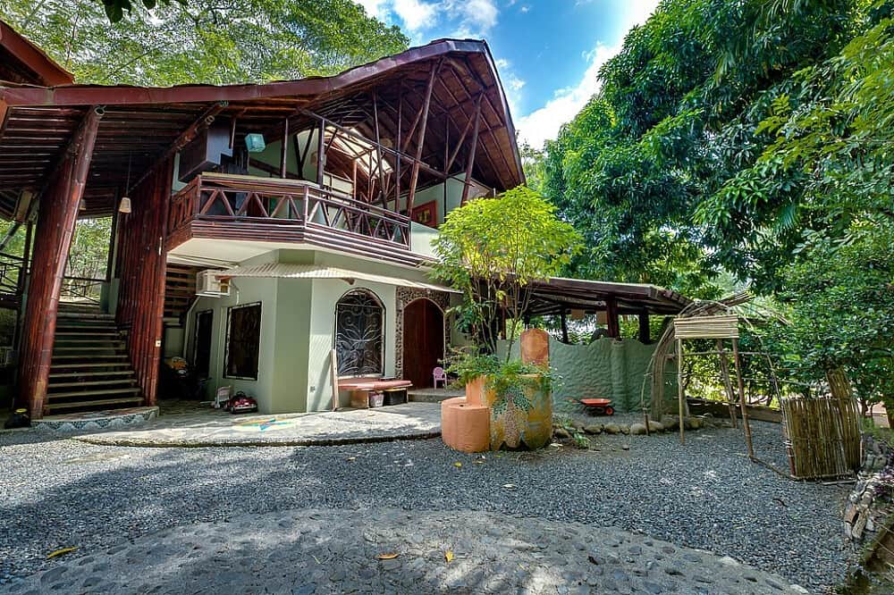 6 Day Yoga and Surfing Retreat at Vida Asana, Costa Rica 4