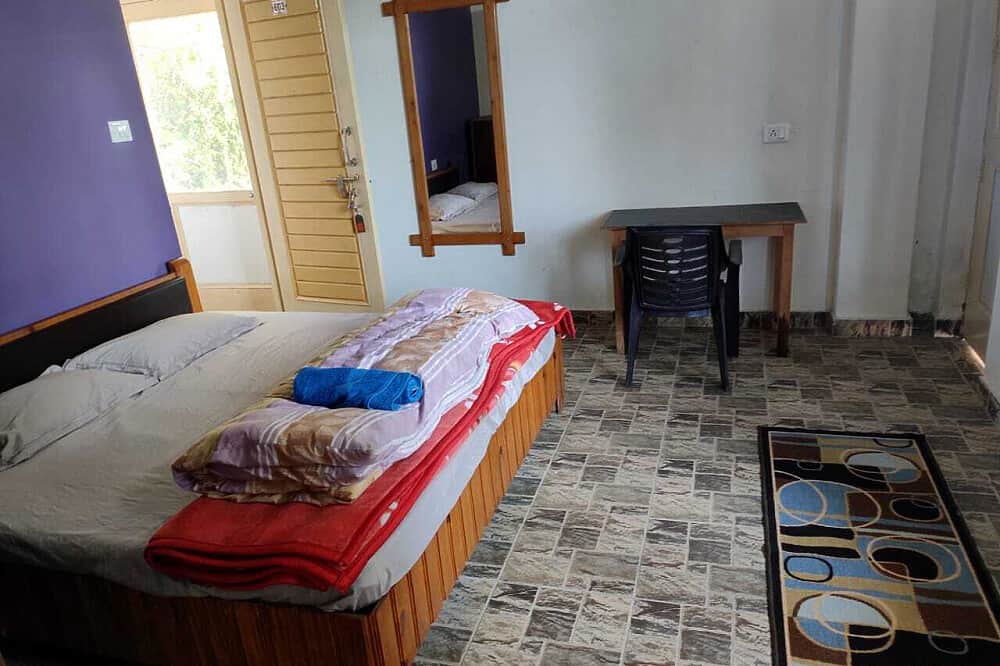 6 Day Mind & Body Detox: Yoga & Meditation Retreat in India 8