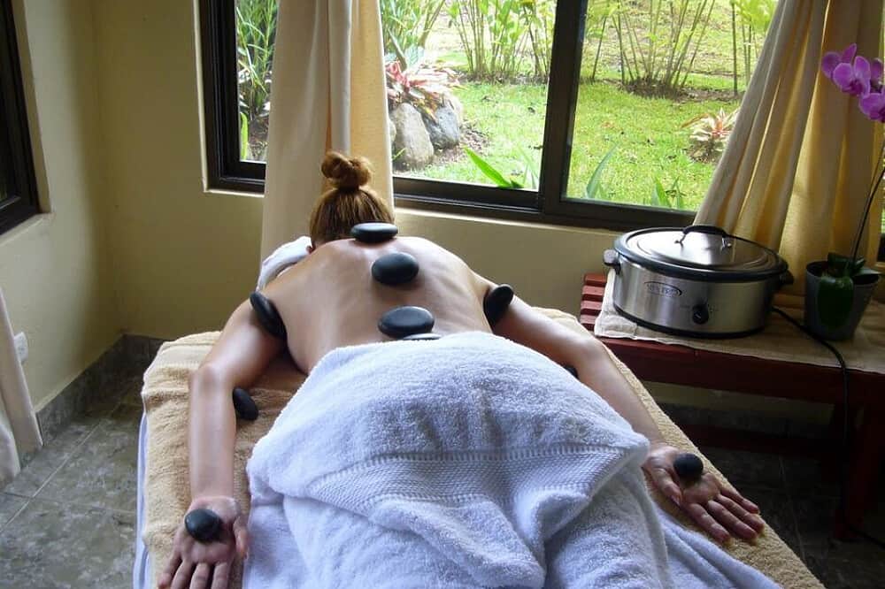 5 Day Volcano Hot Springs Eco-Resort Retreat in Costa Rica 8