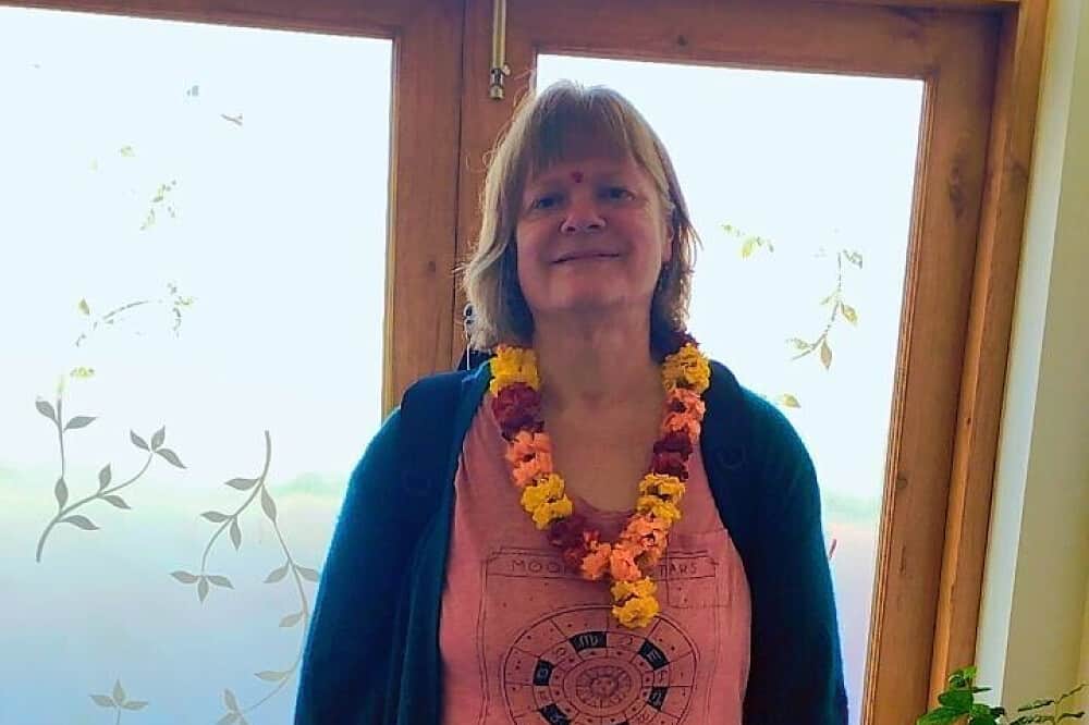 15 Day Healing Yoga & Blissful Ayurvedic Detox Retreat in India 7