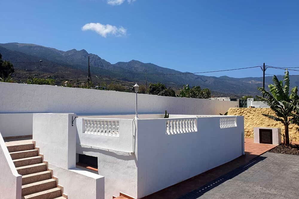 7 Day Private Tantra Massage & Yoga Retreat in Tenerife, Spain 2