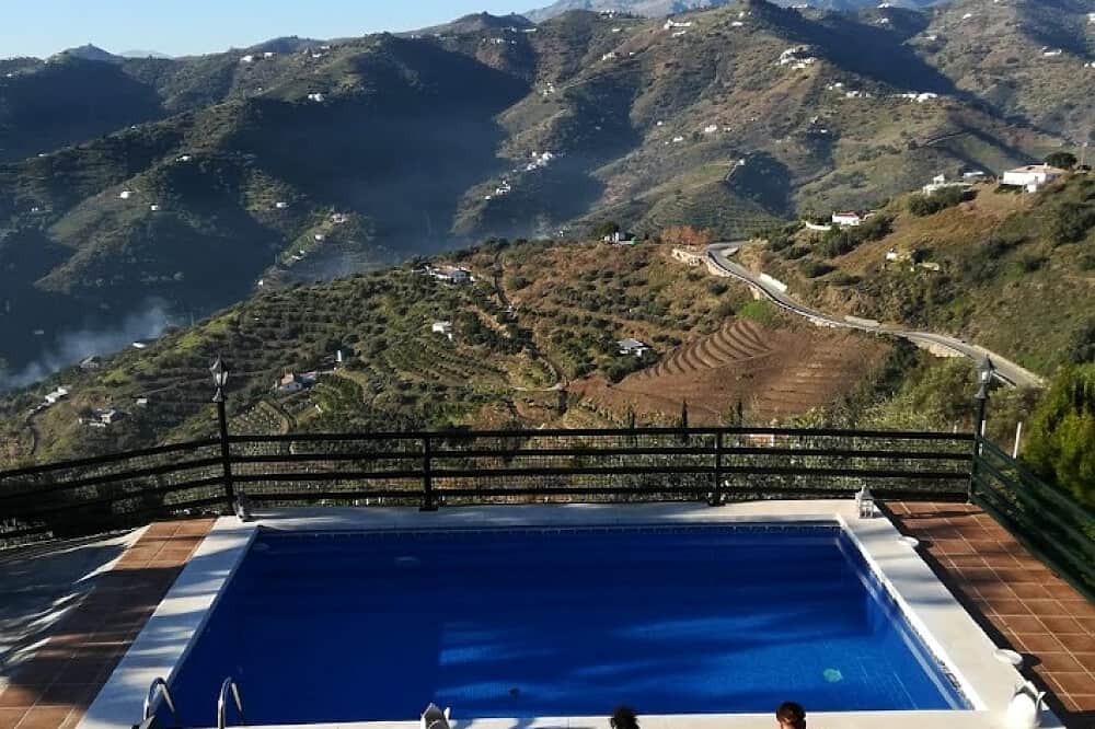 6 Day 'Detox & Stress Release" Homestay Retreat in Spain 4