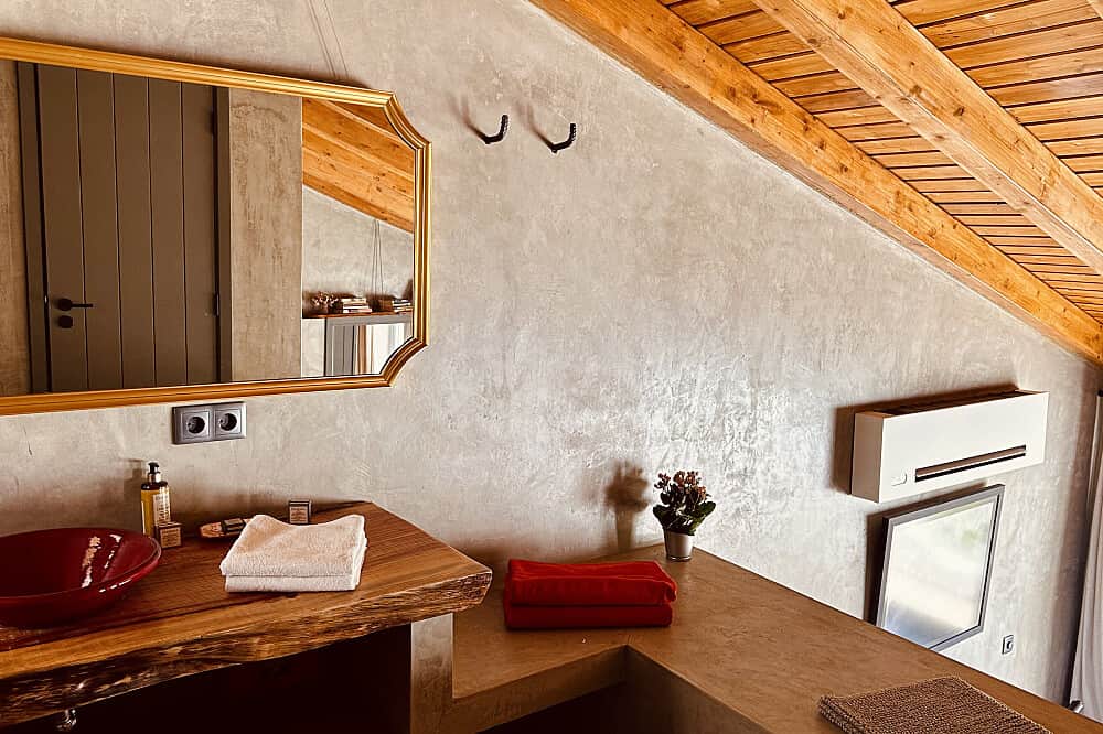 5 Day 'Not So Serious" Yoga & Wine Retreat in Alentejo, Portugal 8