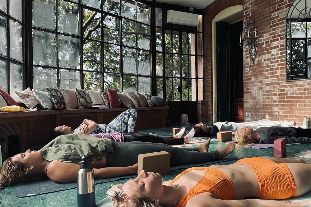 14 Day 200 Hour Vinyasa Yoga Teacher Training Certification,Italy 8