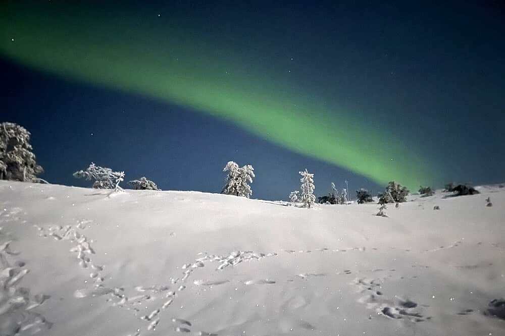 7 Day Active Base Camp - Snowboarding in Lapland, Finland 6