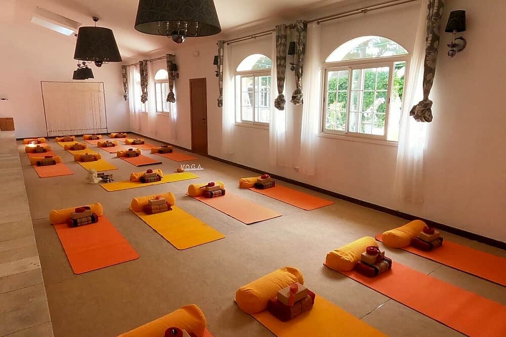 6 Day Mediterranean Yoga Holiday in Mareny Blau, Spain 5