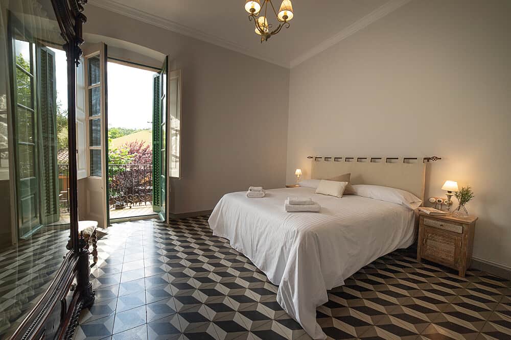 4 Day Silent Yoga & Meditation Retreat in Sunny Spain 2