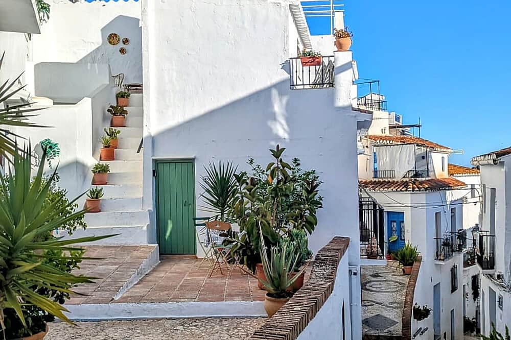 8 Day beachfront Vinyasa, Yin Holiday in Costa Tropical Andalucia 6