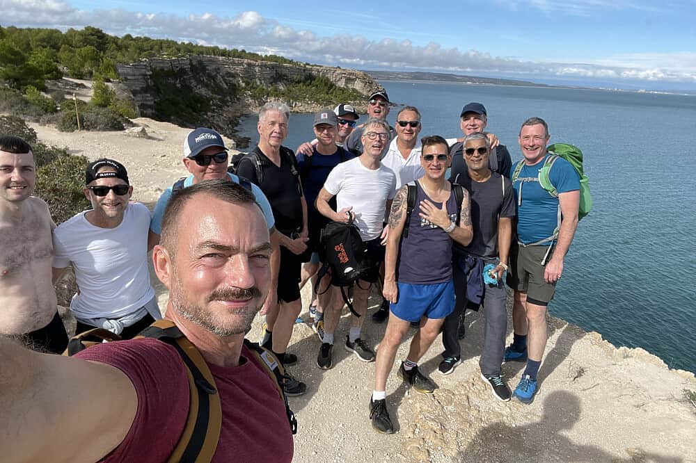 6 Day Gay 'Hike & Dip' Retreat at Cinq & Sept in South France 2