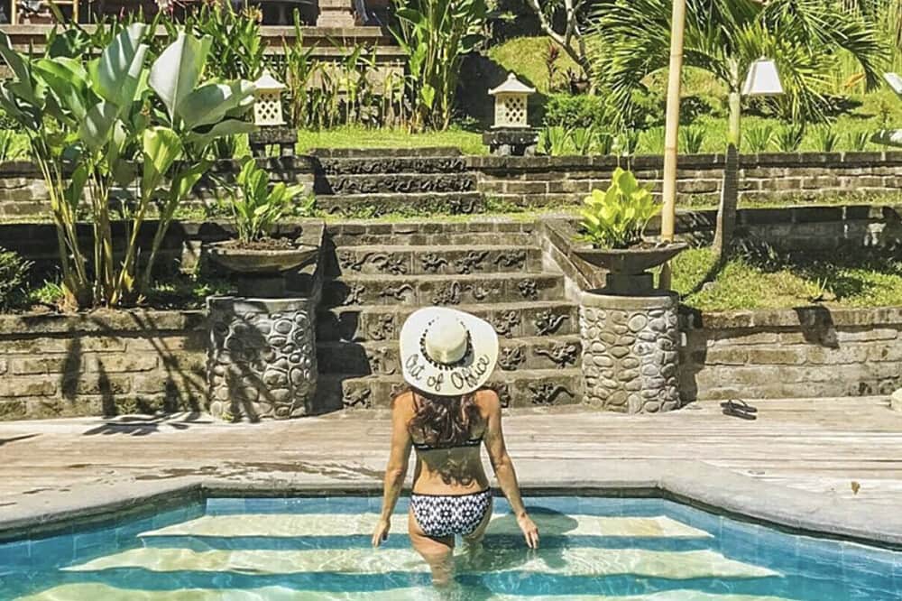 8 Day Aerial Yoga & Surf Retreat at Mondo Village, Bali 4