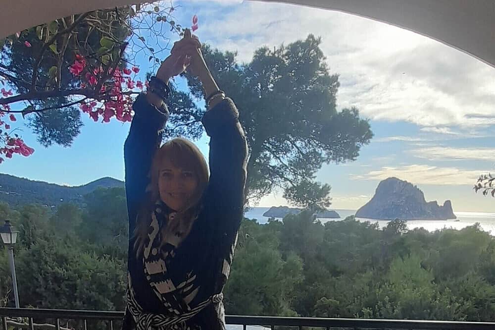 4 Day Oh My Gut! 1:1 Bespoke Yoga & Nutrition Retreat, Ibiza 8