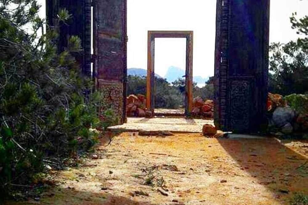 4 Day Oh My Gut! 1:1 Bespoke Yoga & Nutrition Retreat, Ibiza 4