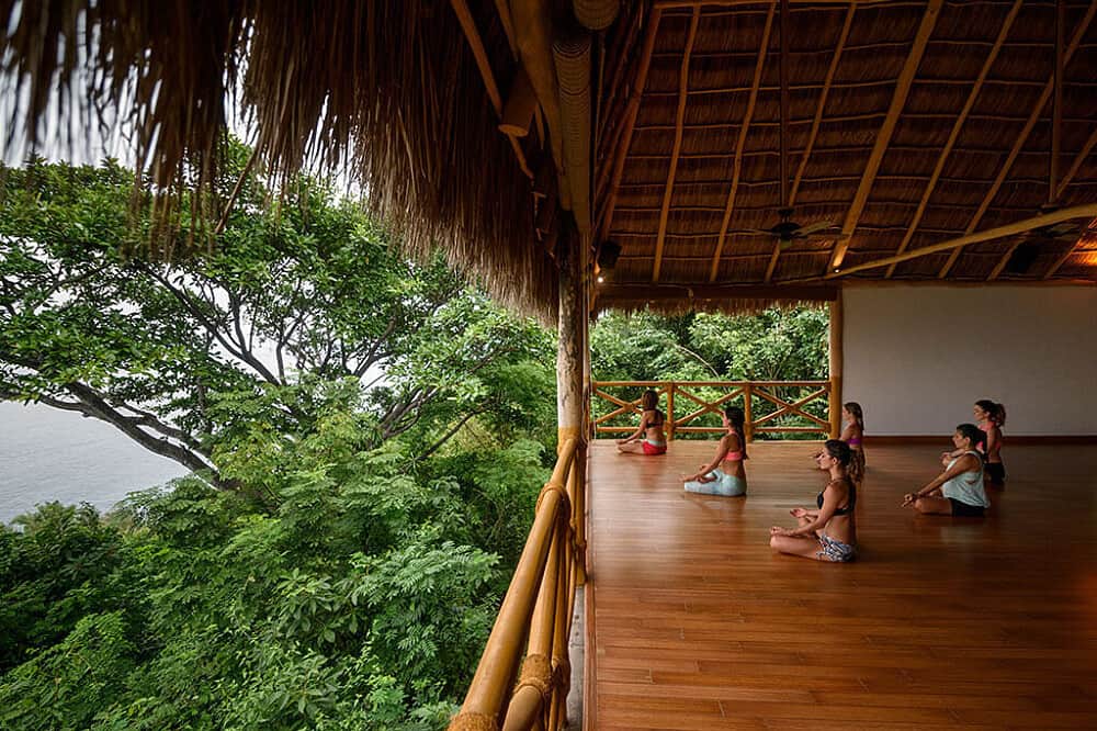 6 Day Women's SUP & Yoga Adventure Retreat in Jalisco, Mexico 2