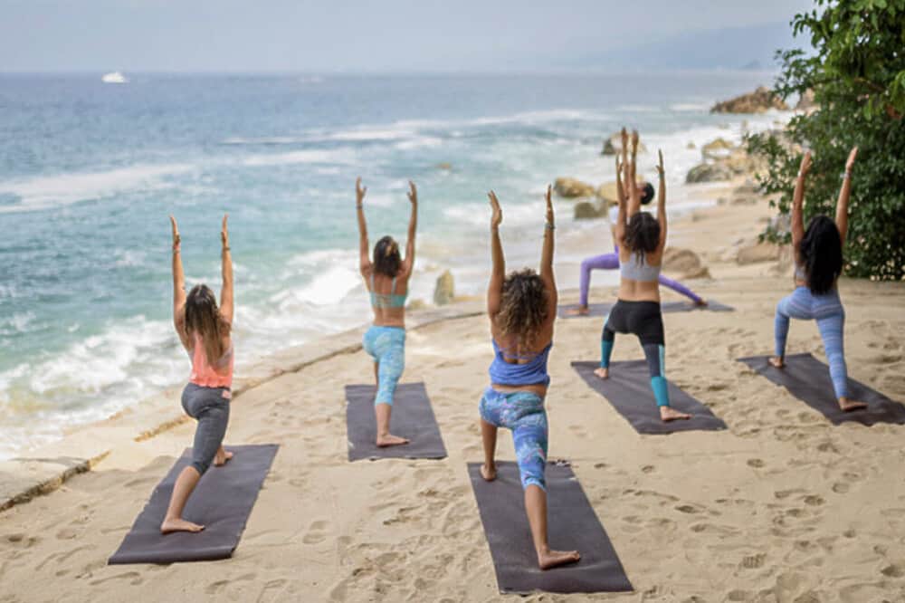 6 Day Women's SUP & Yoga Adventure Retreat in Jalisco, Mexico 1