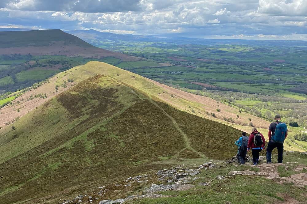 5 Day Mid-Week Hiking & Yoga Retreat Brecon Beacons, Wales 1