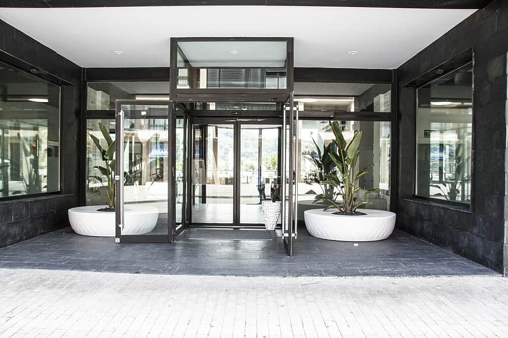 2 Day Coastal Thalasso & Wellness Retreat by the Ocean, Spain 6