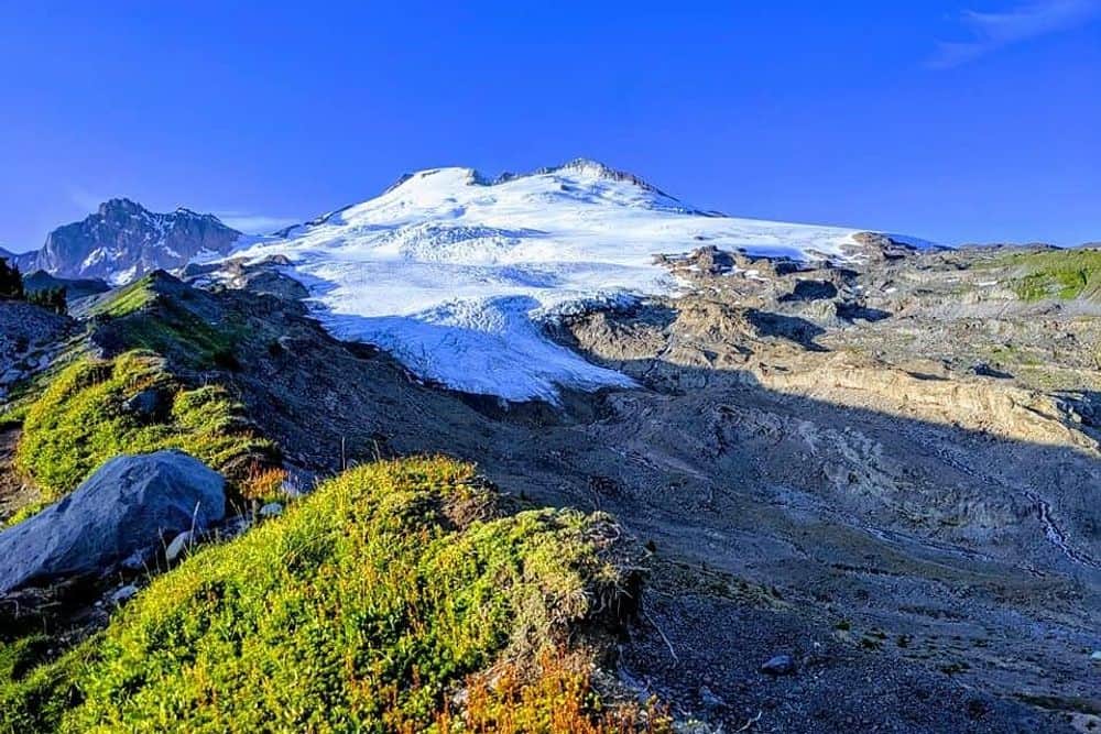 4 Day Sacred Yoga Backpacking Women's Pilgrimage, Washington, US 8