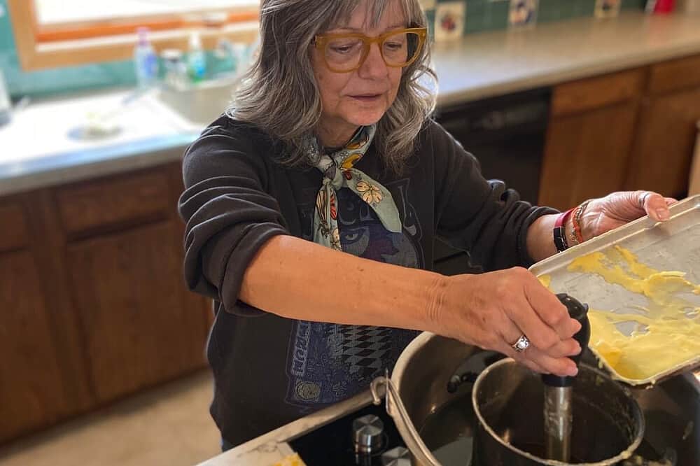 4 Day Bees, Bulbs & Bison: The Yellowstone Ecosystem, WY, US 2