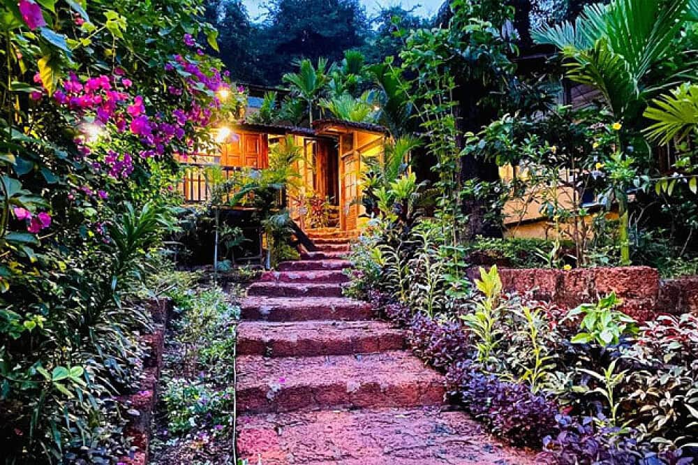 23 Day 200 HR Multistyle Ashtanga & Yin Yoga TTC in Goa, India 3