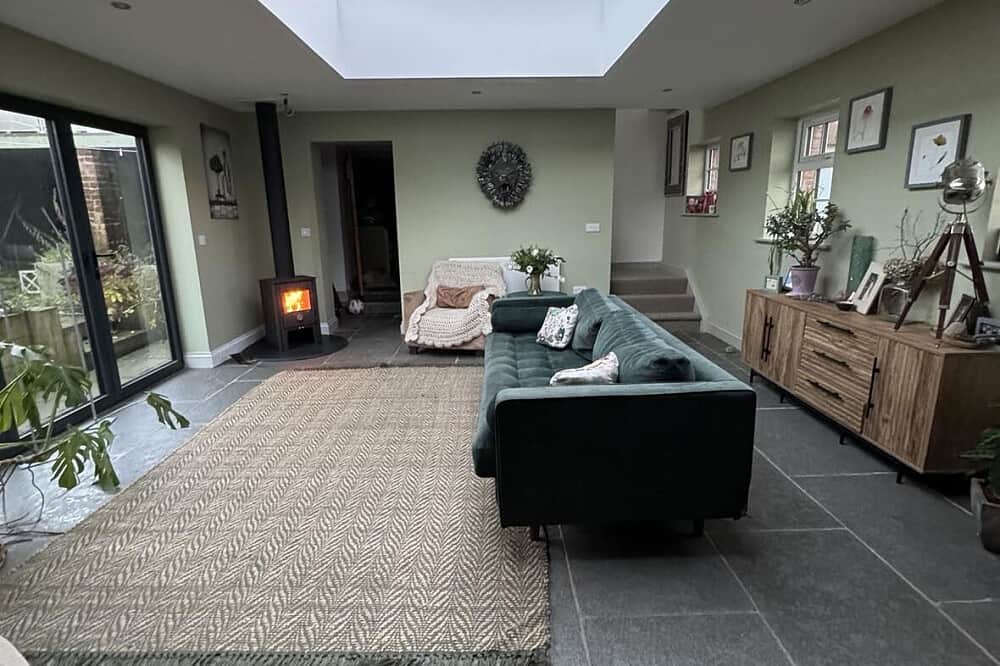 5 Day Women Release Rebalance Rebirth Retreat,UK 8