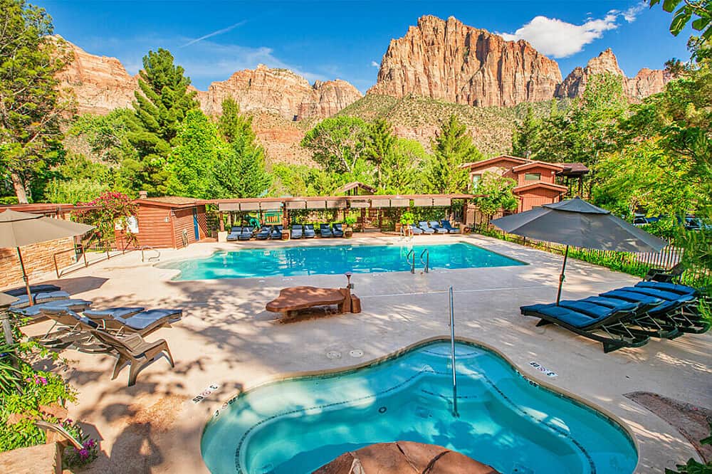 5 Day Women's Yoga, Hiking, Nature Retreat in Zion/SW Utah 1