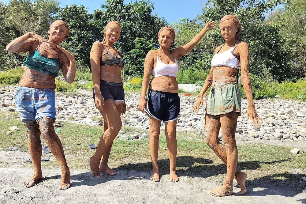 3 Day Yoga & Naturopathy Retreat In Rishikesh, India 6