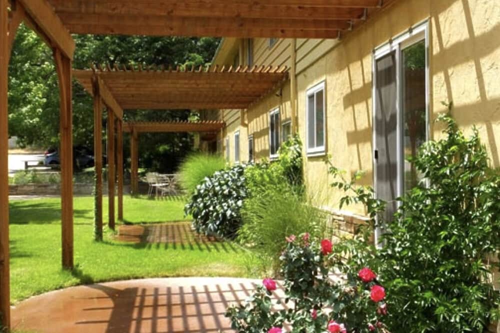 3 Day Touching Desire (Level 1): The Art of Pleasure Retreat, CO 7