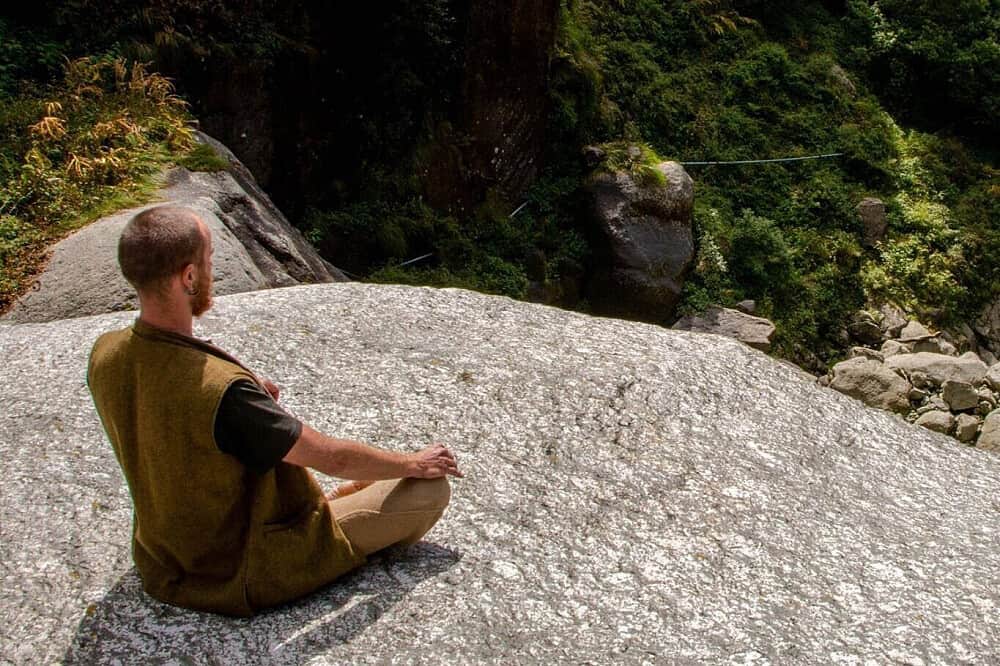 4 Day Iyengar, Hatha & Tantra Yoga in the Mountains, Spain 3