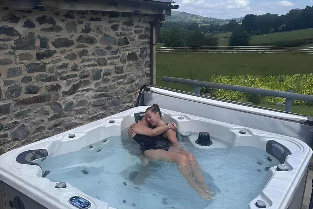 6 Day Grief Retreat - Creating Space to Grieve in Wales, UK 7