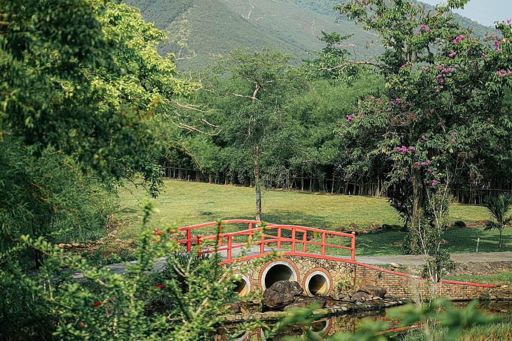 8 Day Hoi An and Hue Retreat Escape in Magical Vietnam 6