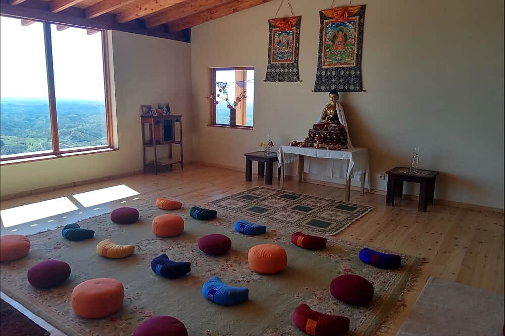 12 Day Silent Hridaya Mediation Retreat in Monchique, Portugal 4
