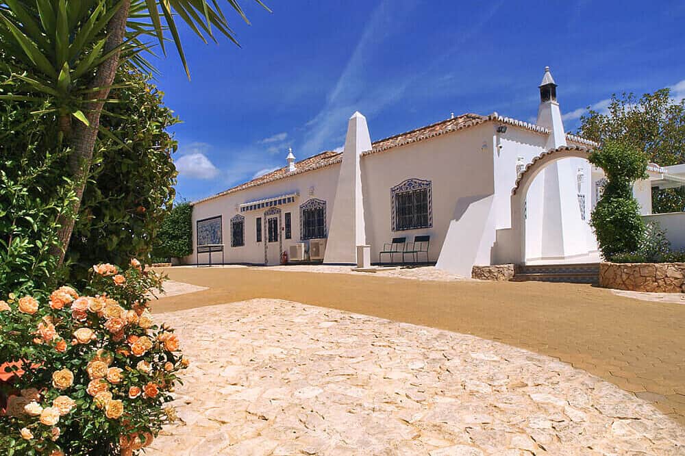 4 Day Deep Healing With Psilocybin: Women's Retreat in Portugal 8