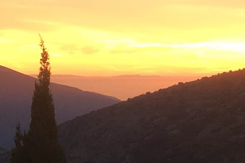 5 Day Retire Happily Together, Private Couples Retreat in Spain 3