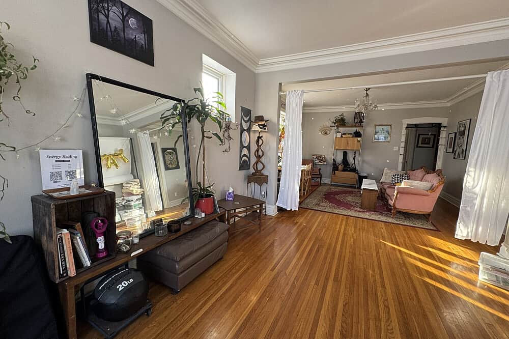 3 Day Personalized City Sanctuary Retreat in Chicago, IL, USA 6