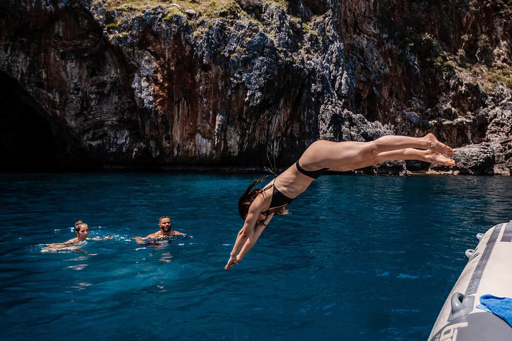 5 Day Yoga & Fitness Retreat in Rovies, Greece 4