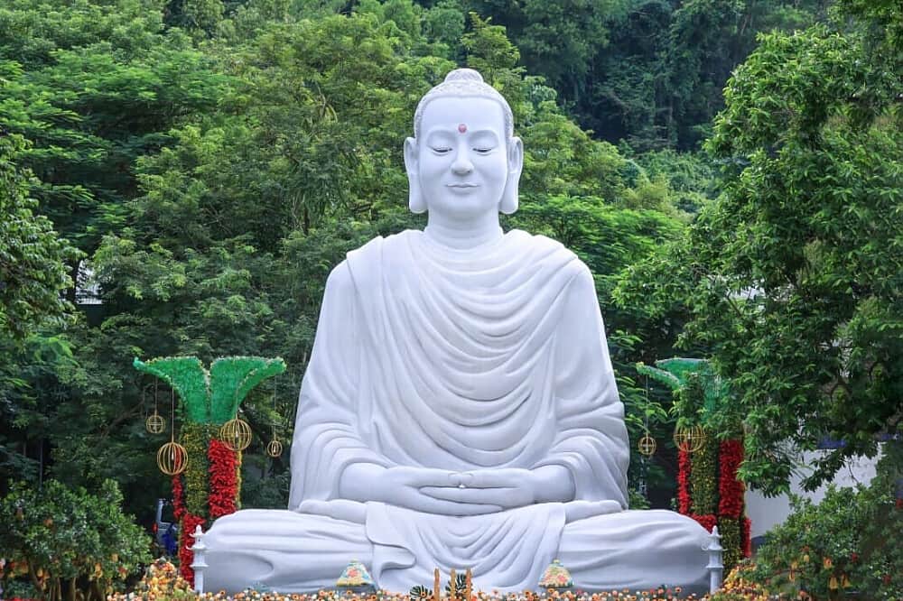 3 Day Mindfulness Meditation & Monastic Life in HCMC, Vietnam 1