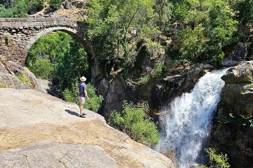 7 Day Acrylic Landscape Painting Retreat in Porto, Portugal 8