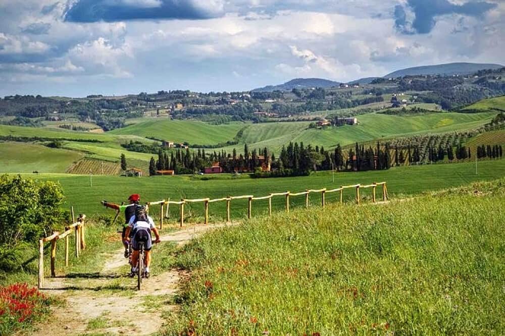5 Day E-Bike Tour and Yoga Holiday in Tuscany, Italy 1