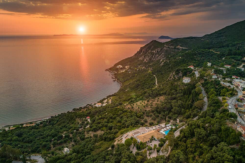 5 Day Summer Reset: Pilates Wellness Retreat in Greece 4