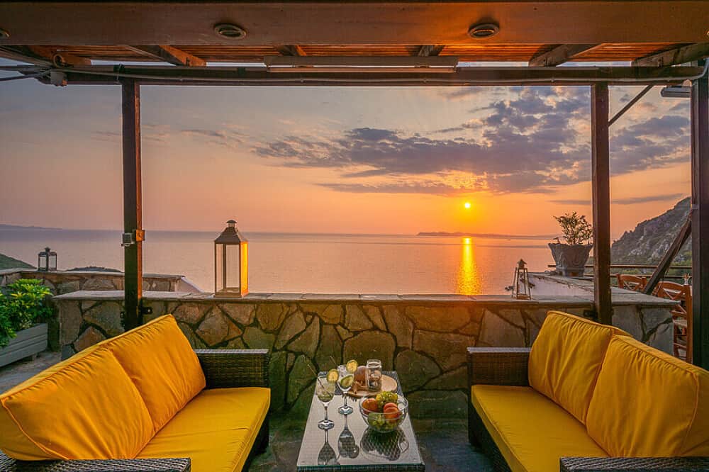 5 Day Summer Reset: Pilates Wellness Retreat in Greece 7