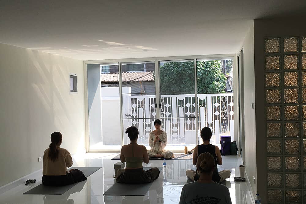30 Day Urban Women's Yoga & Sound Healing Retreat in Thailand 4