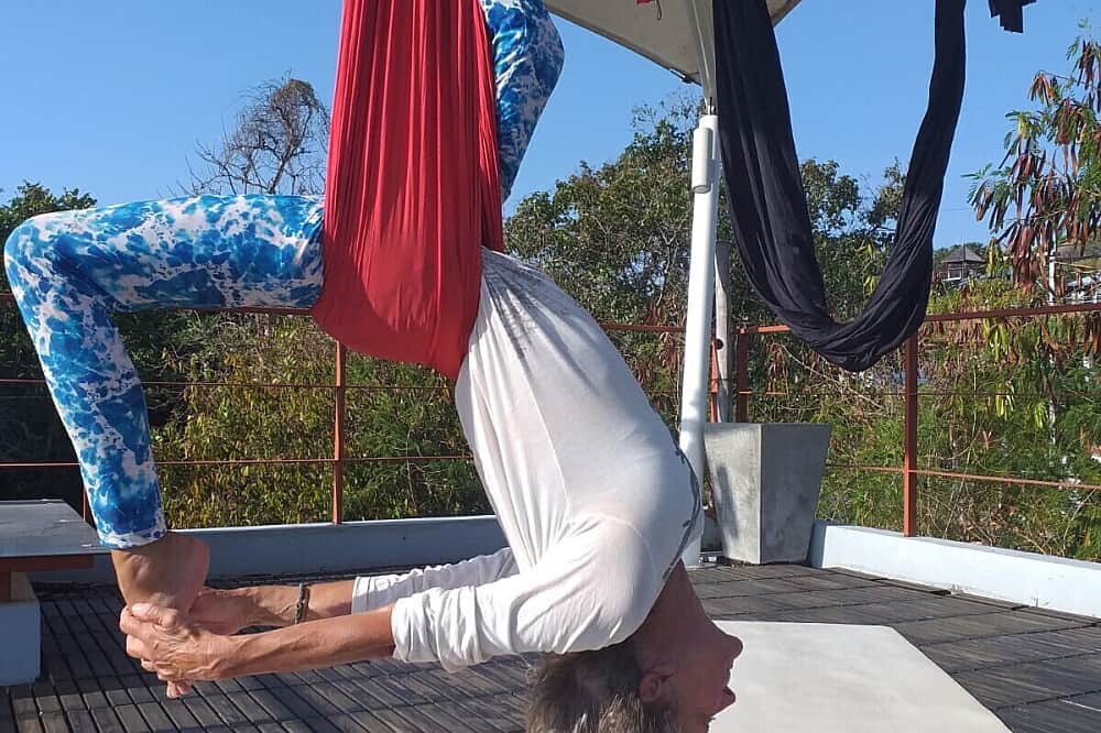 7 Day 50 Hour Aerial Yoga Teacher Training in Tuscany, Italy 5