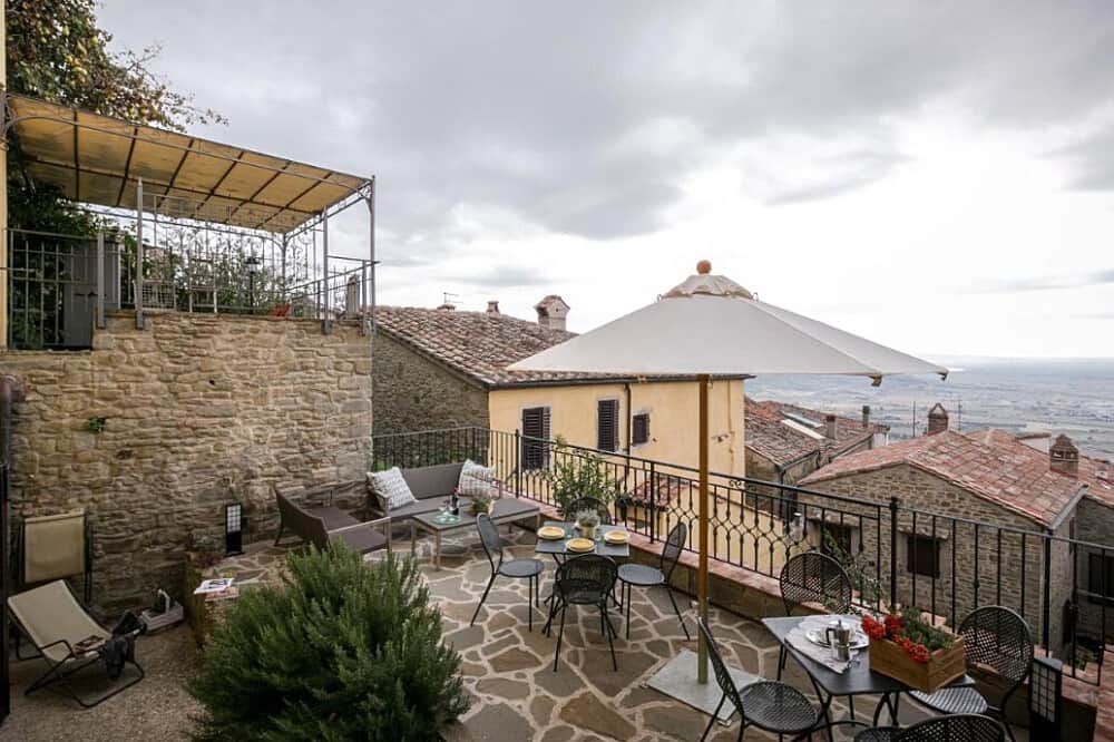 7 Day Clay Holidays of Pottery, Relax, Art and Delight in Italy 3