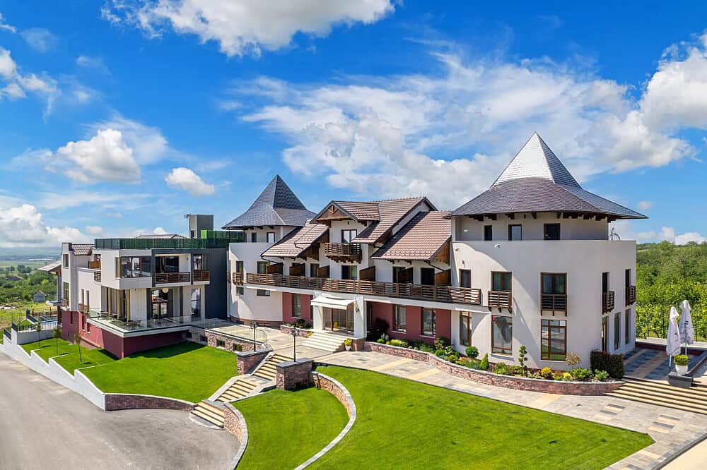 30 Day Elite Body & Mind Rejuvenation in Fruska Gora, Serbia 5