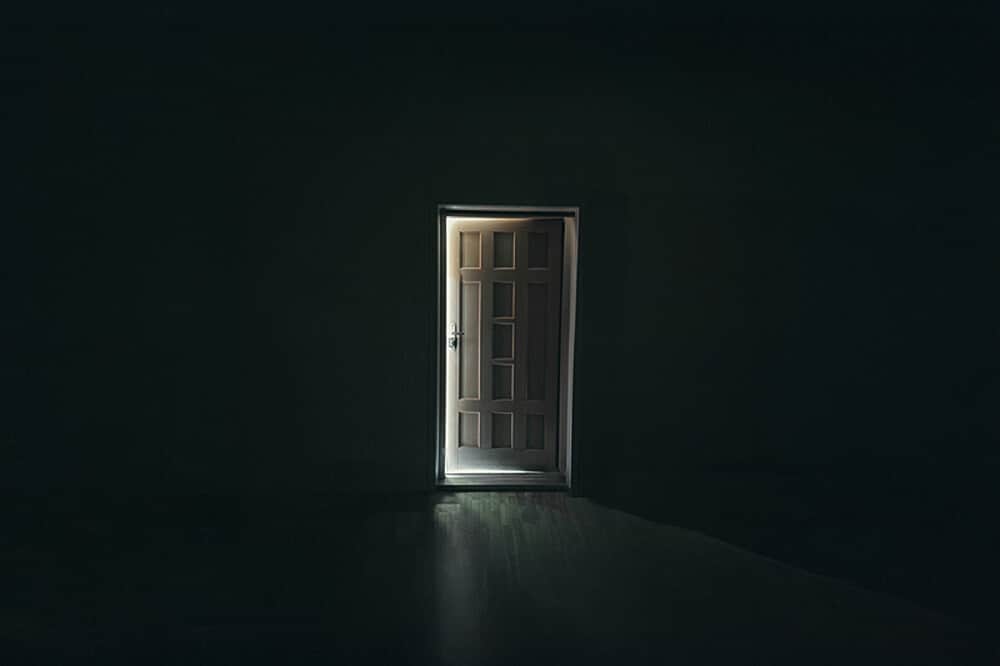 6 Day Darkness Retreat for Deep Rest & Inner Clarity in Sweden 4