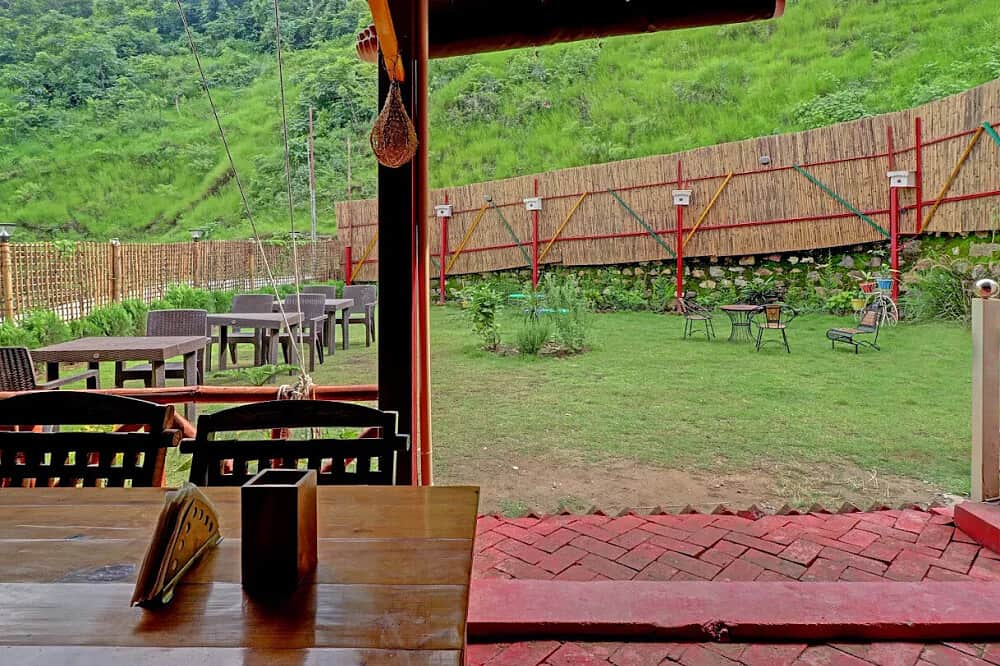 4 Day Immersive Yoga and Sightseeing Retreat in Rishikesh, India 7